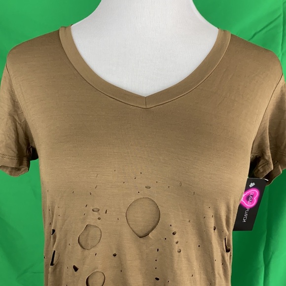 Olive Distressed V-Neck Tee - Picture 4 of 11